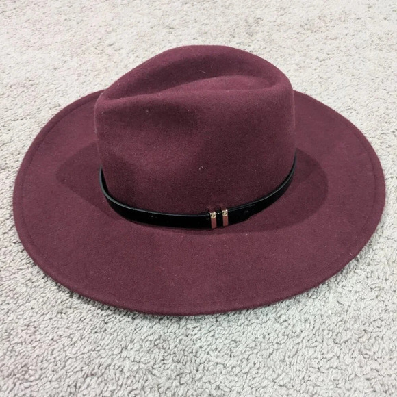 House of Harlow 1960 Accessories - House of Harlow 100% Wool Hat Maroon and Black